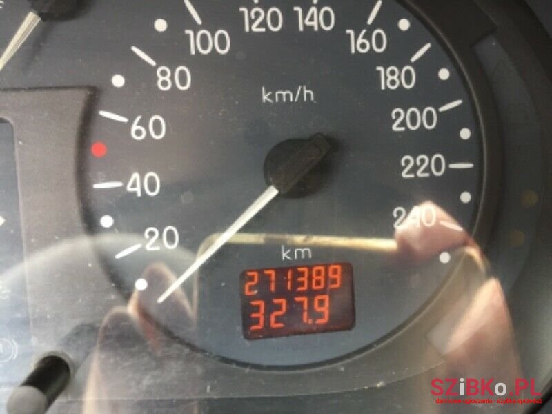 2003' Renault Thalia photo #2