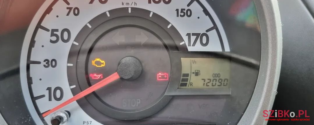 2012' Citroen C1 photo #6