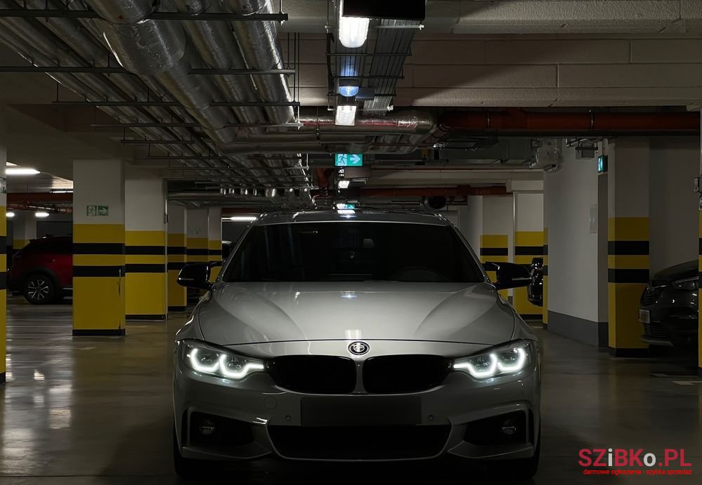 2017' BMW 4 Series 418D photo #3