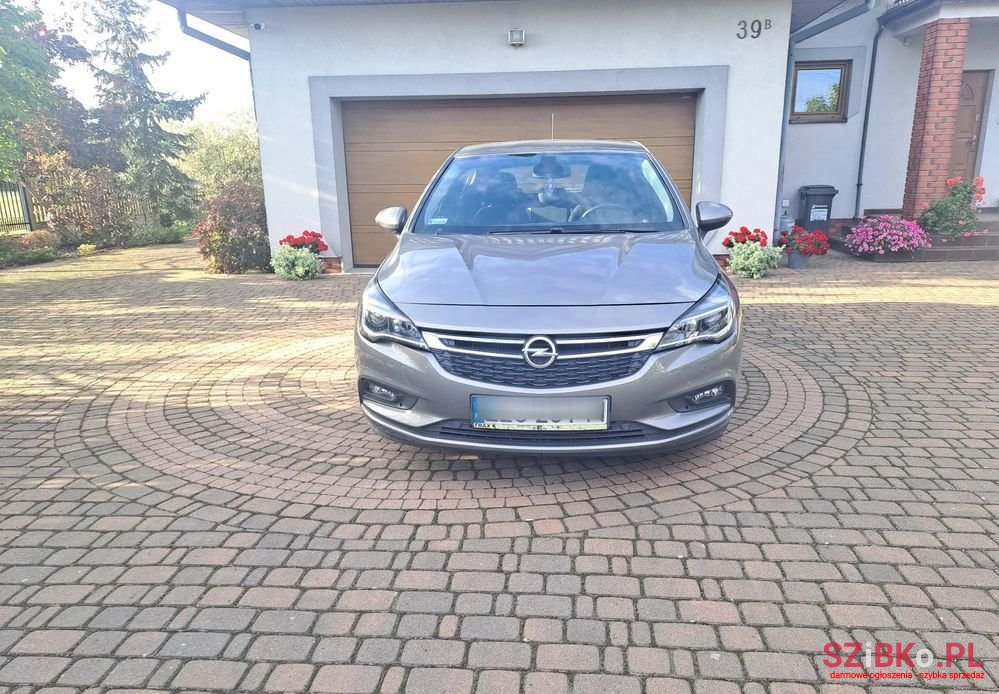 2016' Opel Astra 1.4 T Enjoy photo #2