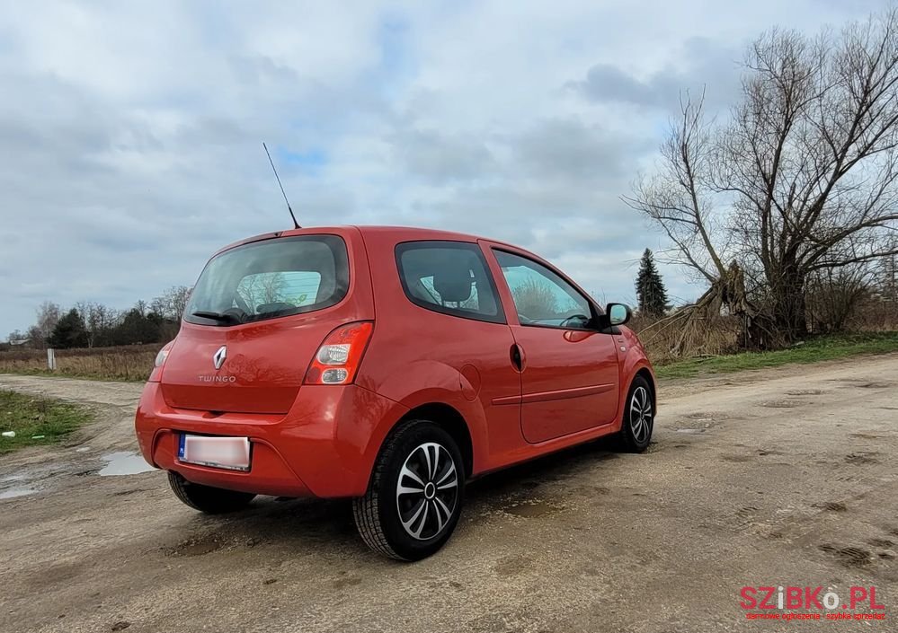 2011' Renault Twingo photo #4