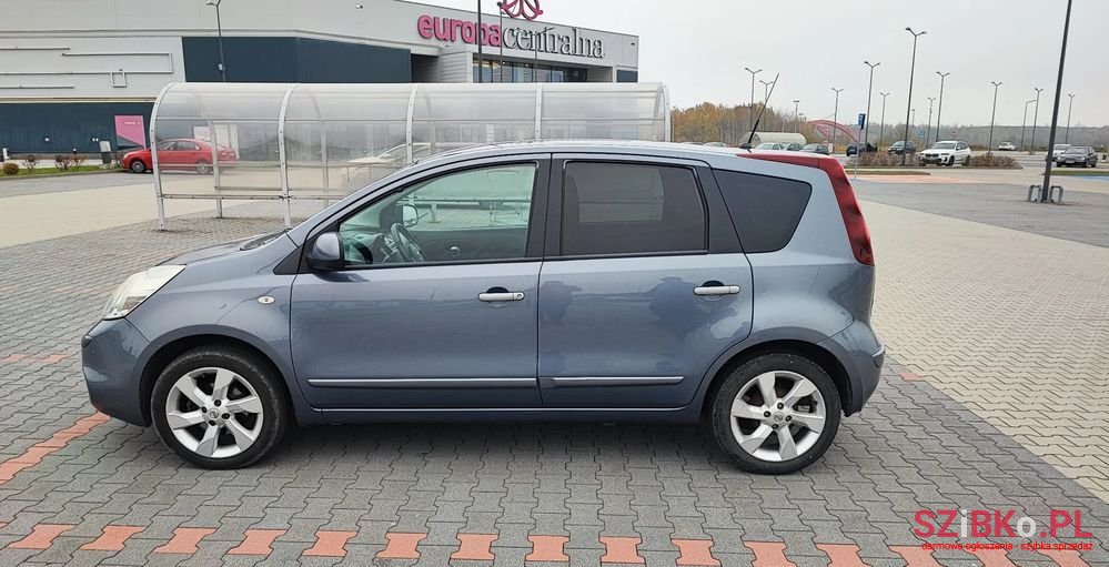 2011' Nissan Note photo #6