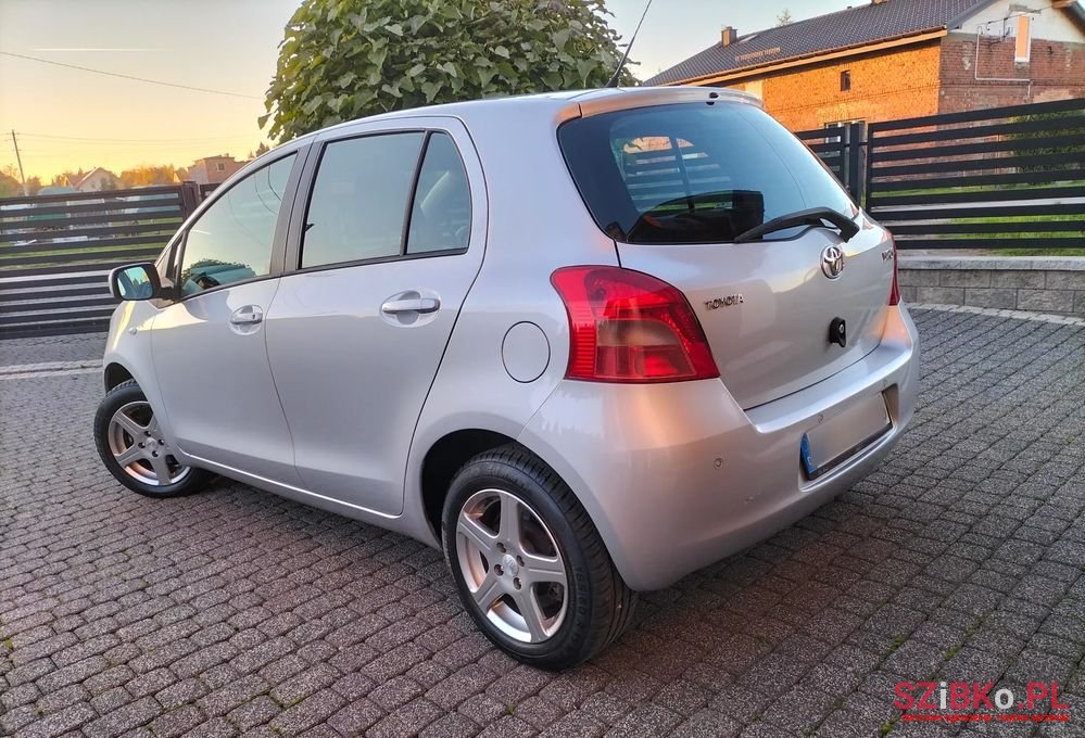 2009' Toyota Yaris 1.3 Vvt-I Cool photo #2