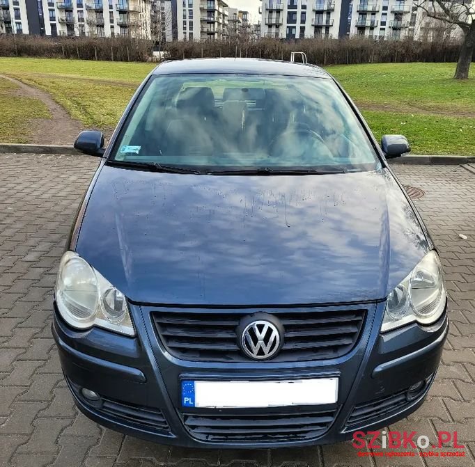 2008' Volkswagen Polo photo #4