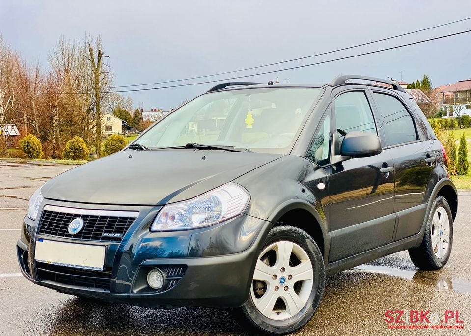 2007' Fiat Sedici photo #2