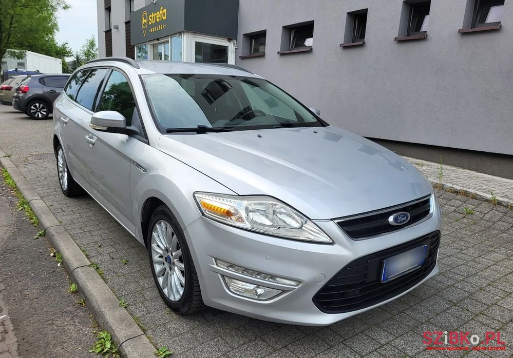 2013' Ford Mondeo 2.0 Tdci Ghia photo #2