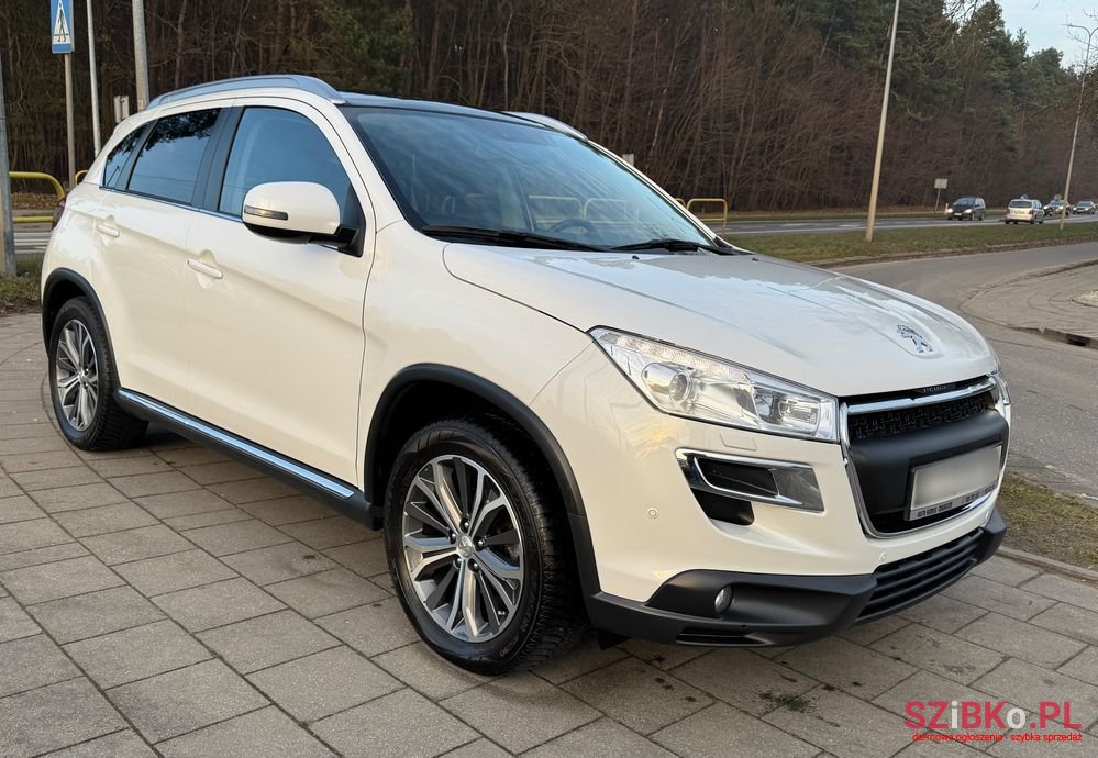 2014' Peugeot 4008 photo #6