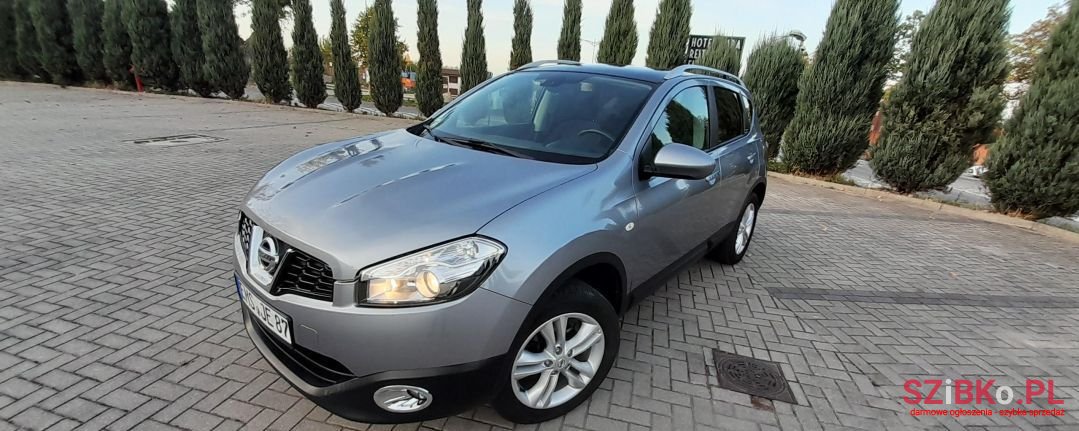 2011' Nissan Qashqai photo #1