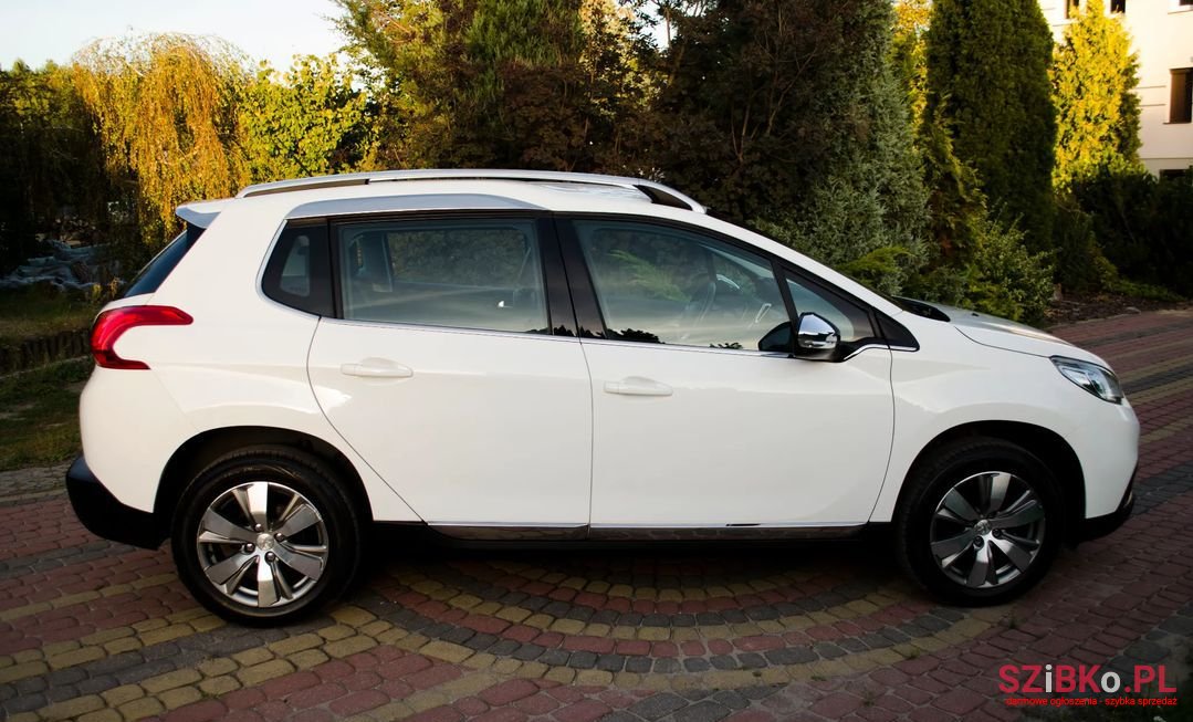 2013' Peugeot 2008 photo #4