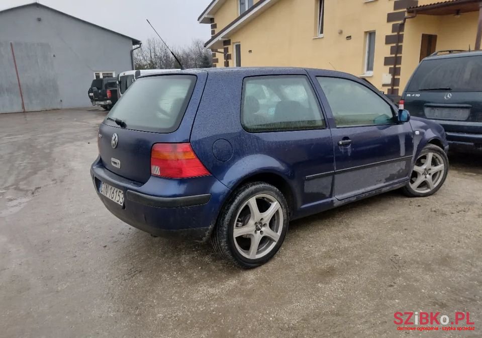 2000' Volkswagen Golf photo #2