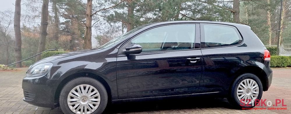 2009' Volkswagen Golf 1.4 Trendline photo #2