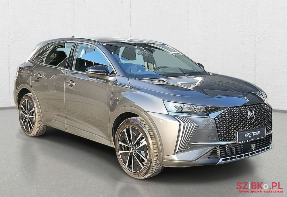 2024' DS Automobiles DS 7 Crossback photo #2