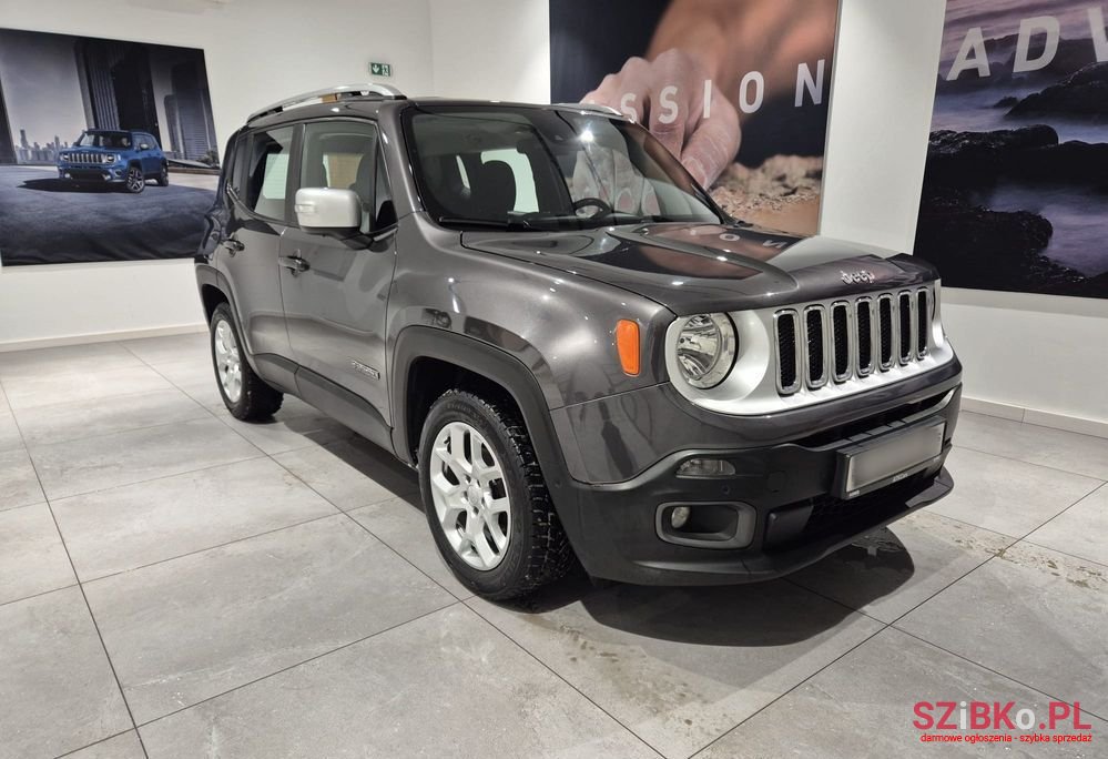 2018' Jeep Renegade photo #3