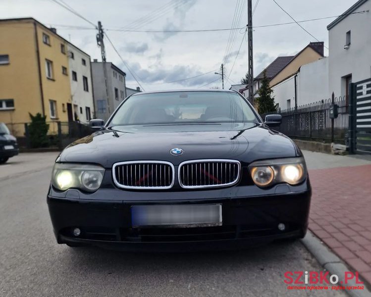 2002' BMW 7 Series 735I photo #2