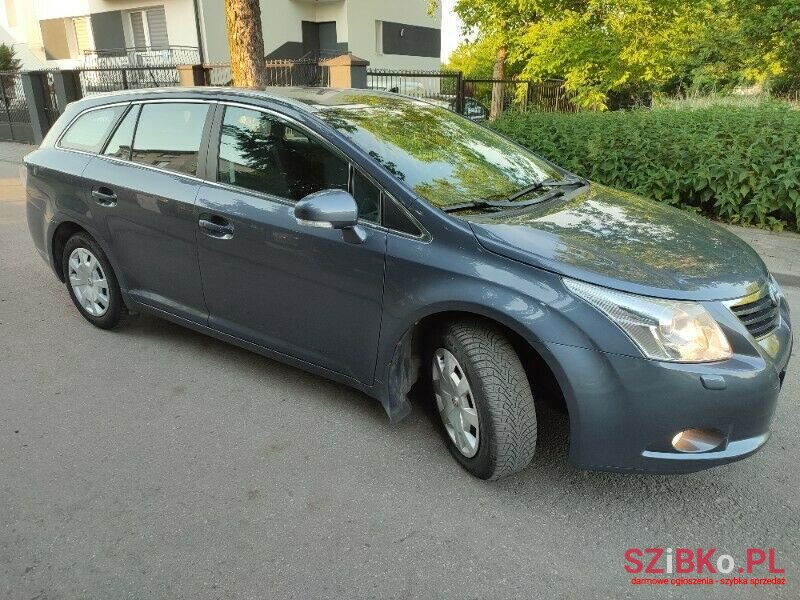 2009' Toyota Avensis photo #5