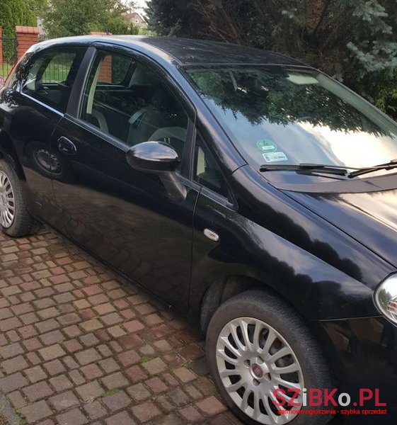 2009' Fiat Punto photo #3