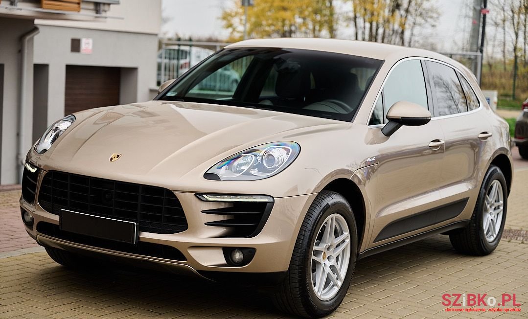 2015' Porsche Macan photo #6