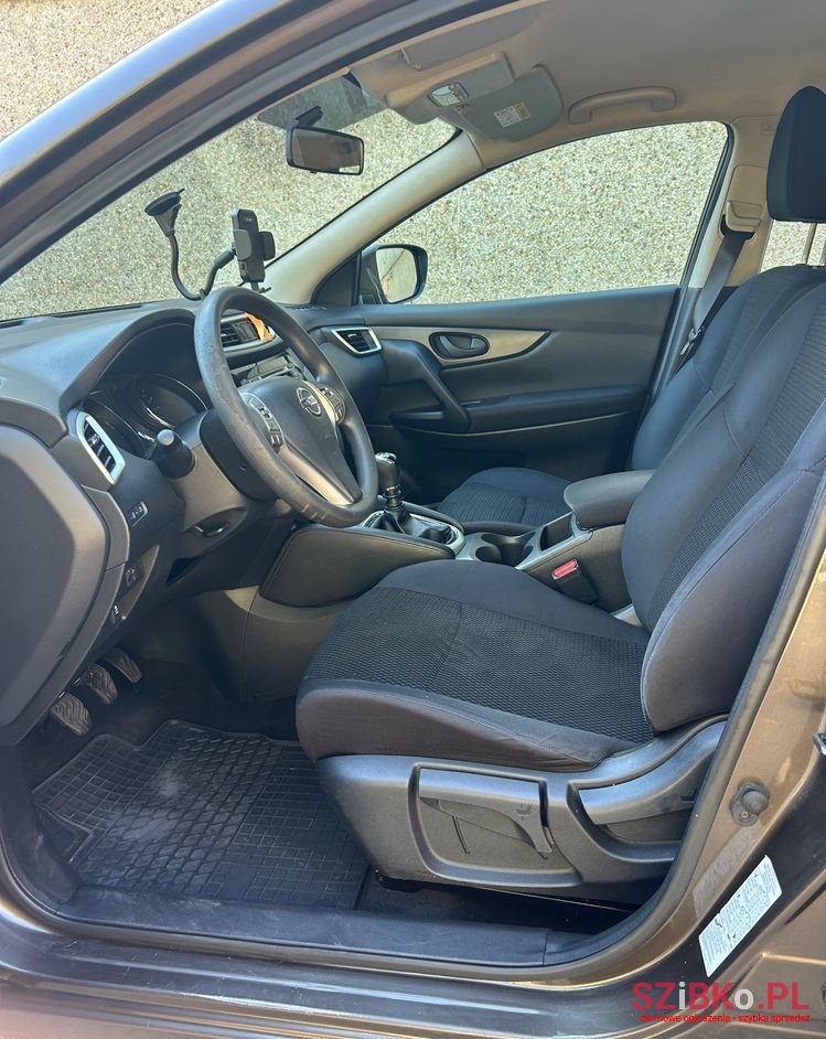 2015' Nissan Qashqai photo #6