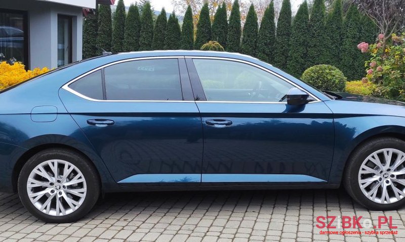 2020' Skoda Superb photo #4