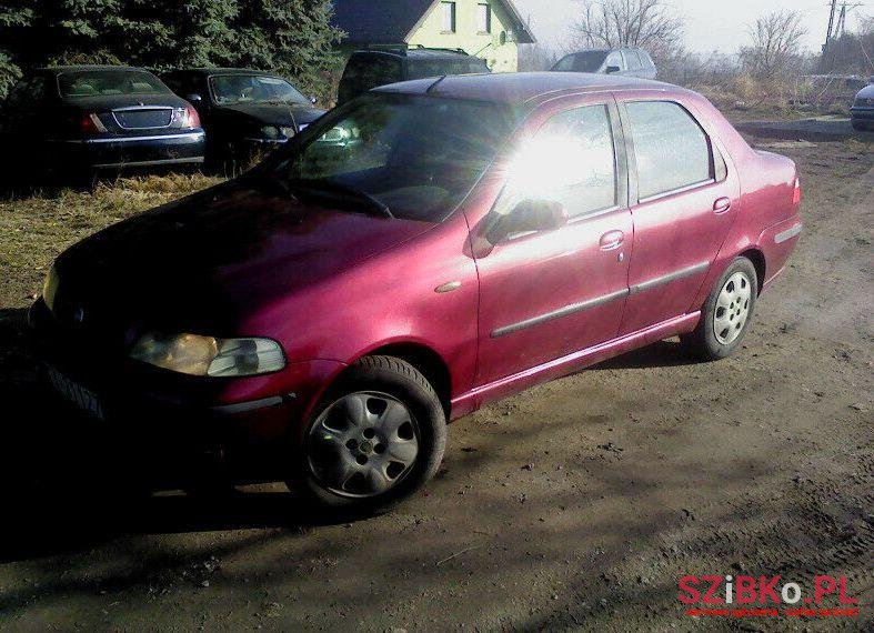 2003' Fiat Albea photo #1