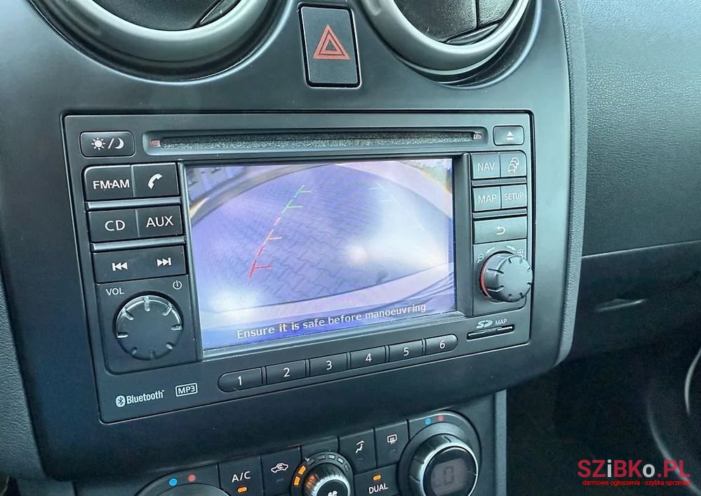 2010' Nissan Qashqai 1.6 Tekna photo #6