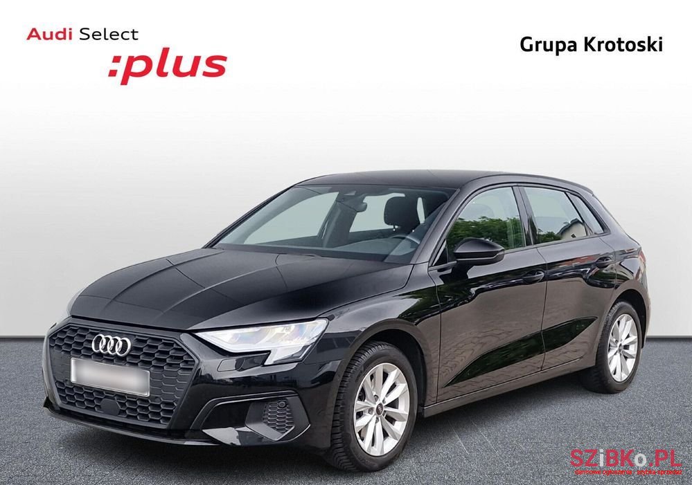 2022' Audi A3 Sportback photo #1