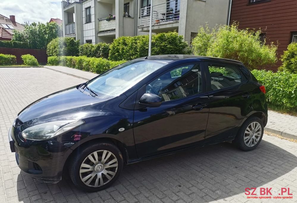 2010' Mazda 2 photo #1