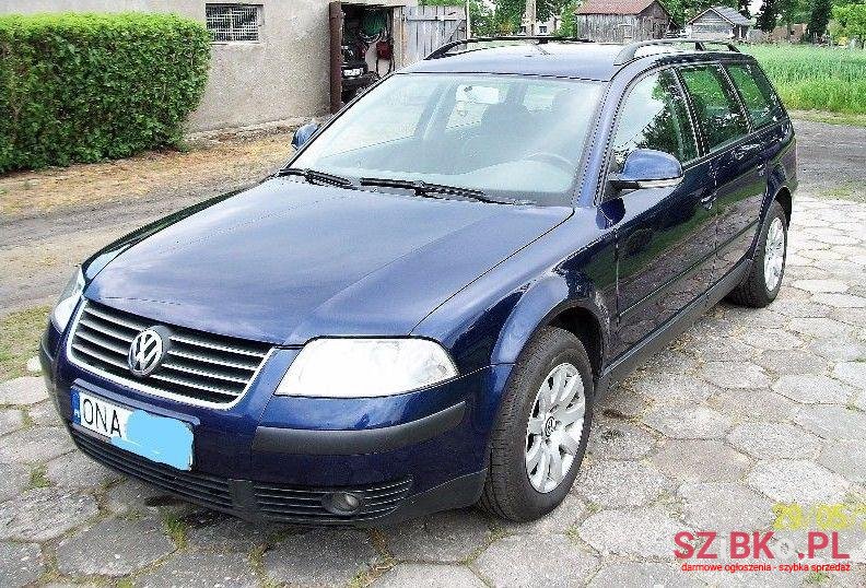 2005' Volkswagen Passat photo #1