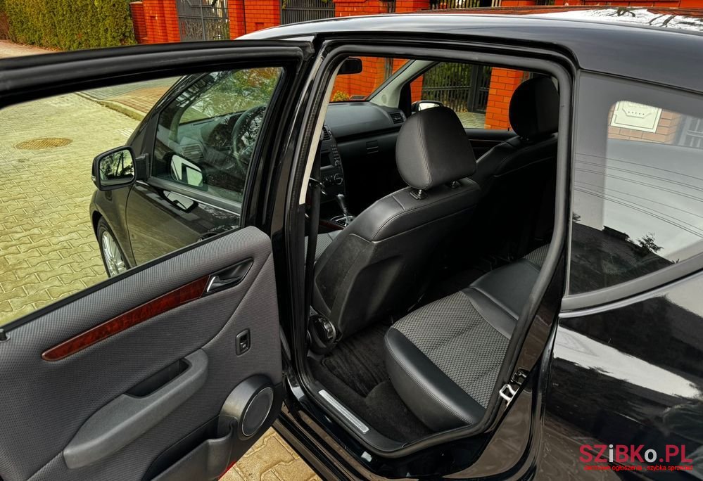 2008' Mercedes-Benz A-Class photo #6