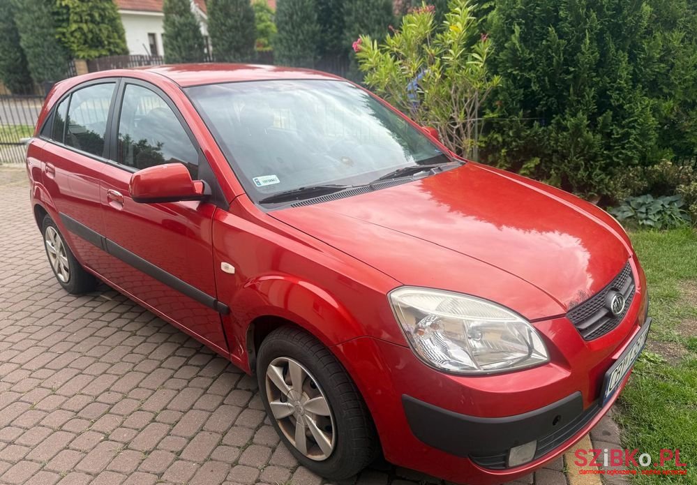 2006' Kia Rio 1.5 Crdi Family photo #1