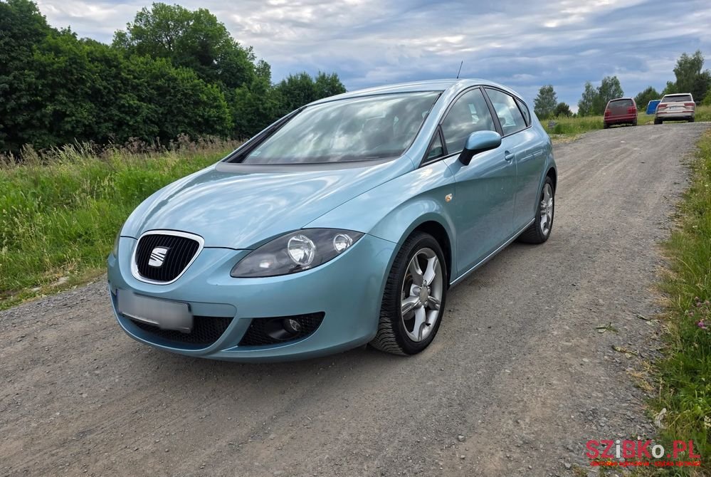 2008' SEAT Leon 1.9 Tdi Style photo #3