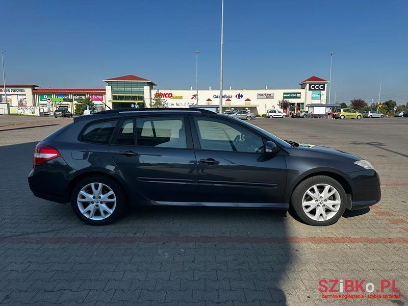 2008' Renault Laguna photo #4