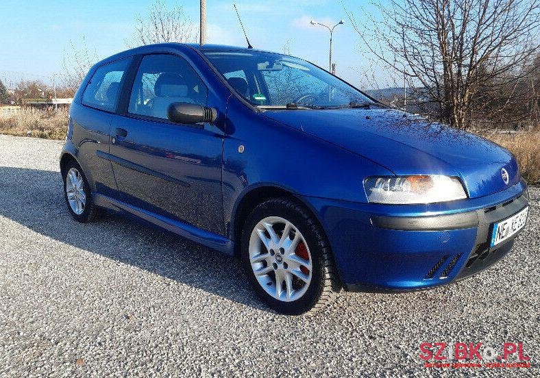 2002' Fiat Punto photo #1