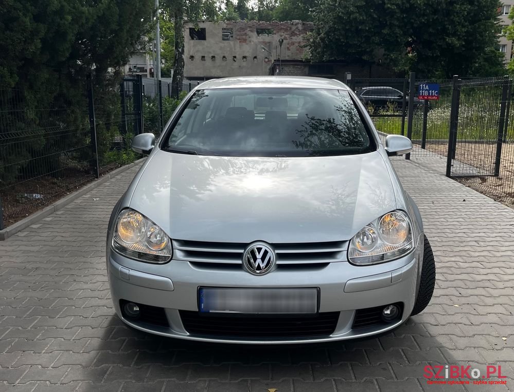 2007' Volkswagen Golf 1.4 Style photo #6
