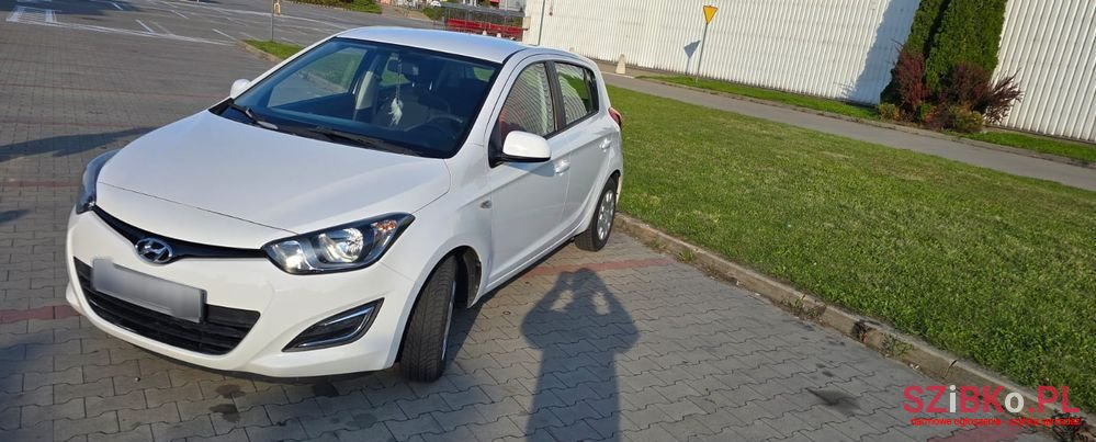 2014' Hyundai i20 photo #4