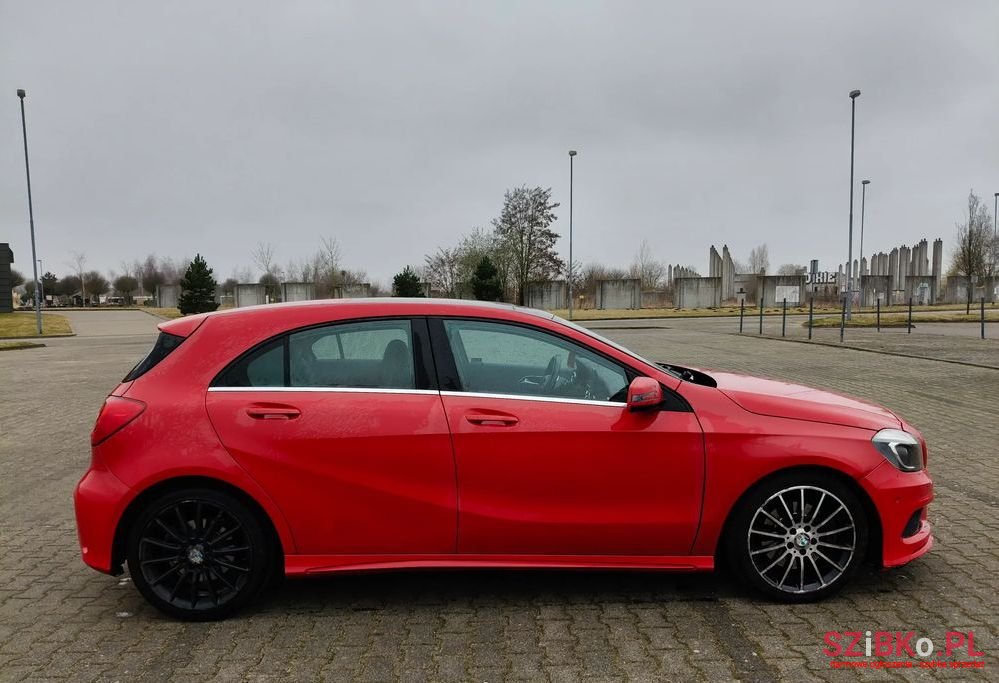 2012' Mercedes-Benz A-Class 250 Sport photo #6