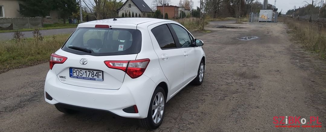 2018' Toyota Yaris photo #3