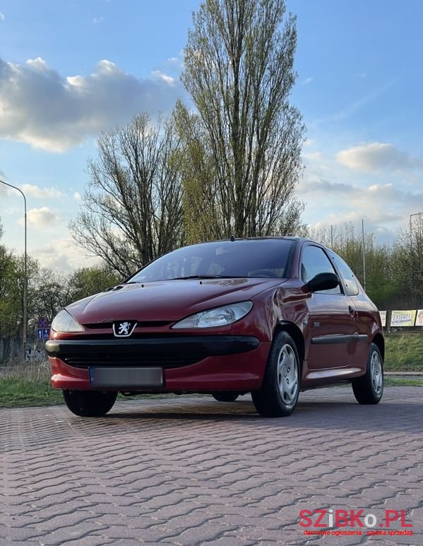 2001' Peugeot 206 1.4 Mistral photo #2