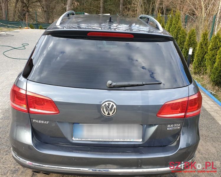2013' Volkswagen Passat photo #6
