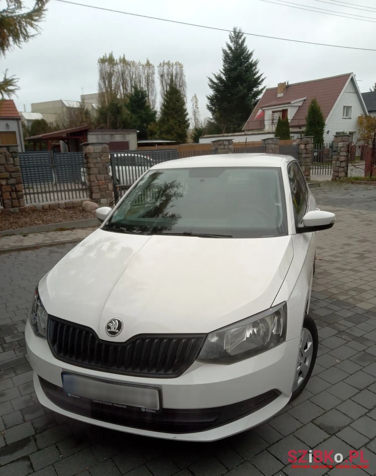 2016' Skoda Fabia 1.0 Active photo #1