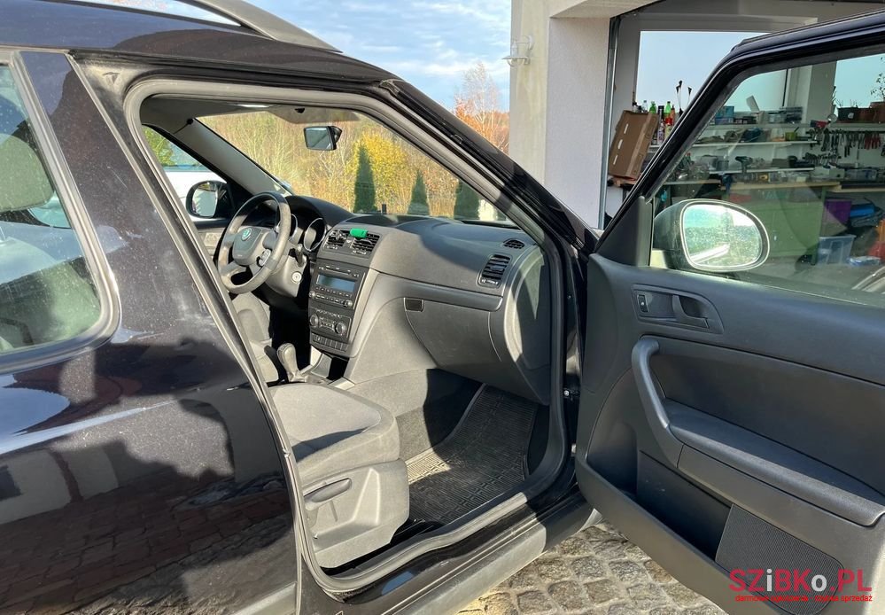 2011' Skoda Yeti 1.2 Tsi Active photo #3