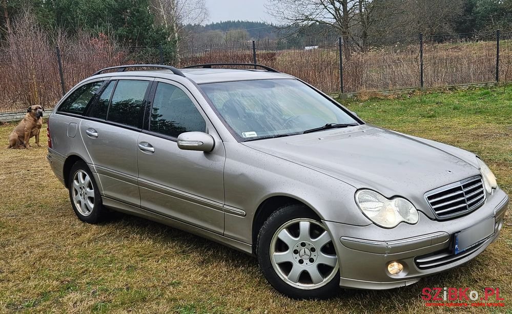2002' Mercedes-Benz C-Class photo #1