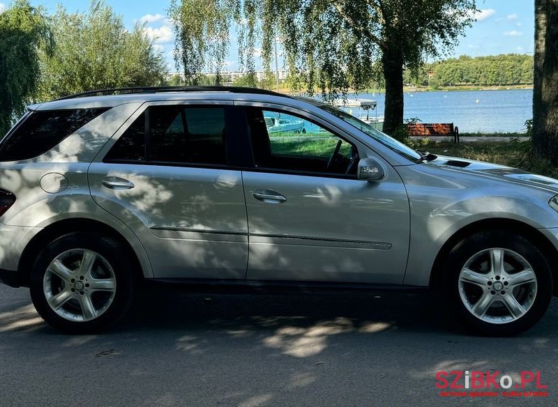 2007' Mercedes-Benz Ml 350 4-Matic photo #6