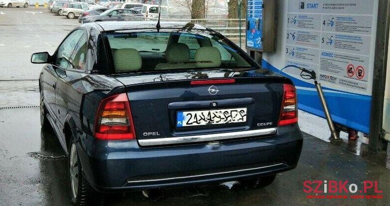 2001' Opel Astra photo #2