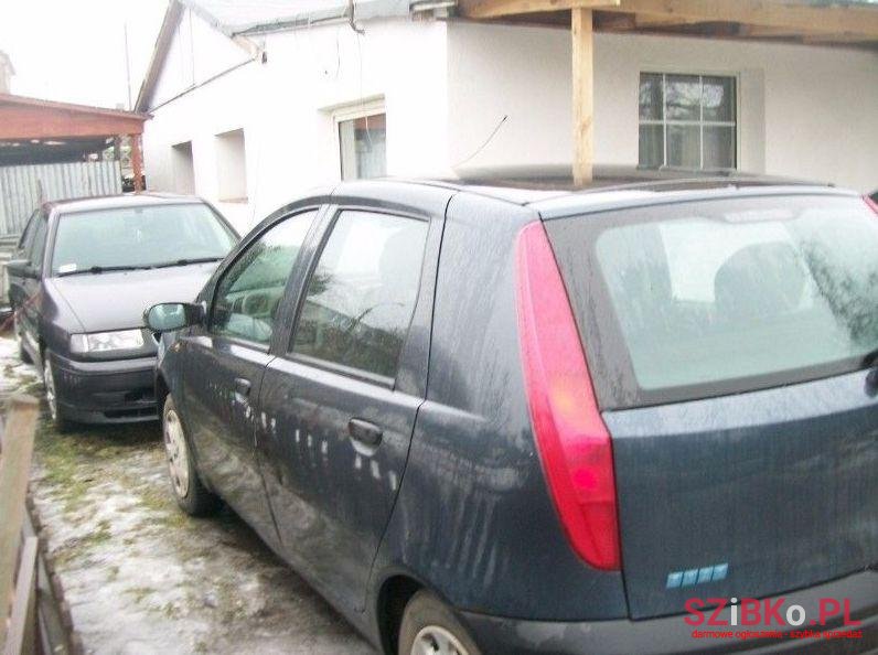 2001' Fiat Punto photo #4