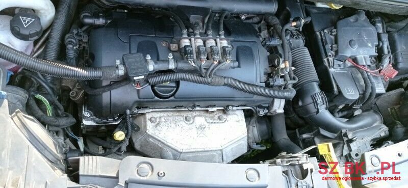 2011' Citroen C3 Picasso photo #6