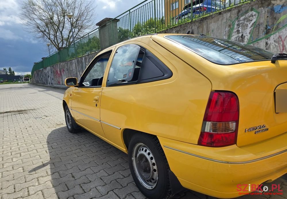 1997' Daewoo Nexia photo #1
