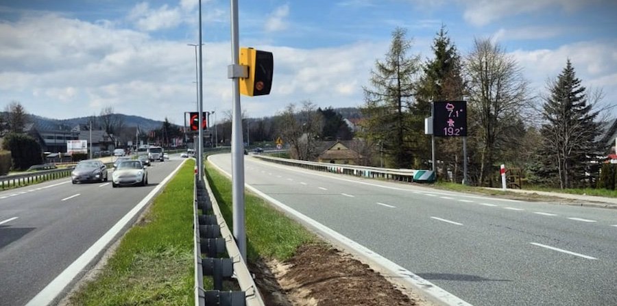 Nowy fotoradar już działa. Stoi na Podlasiu