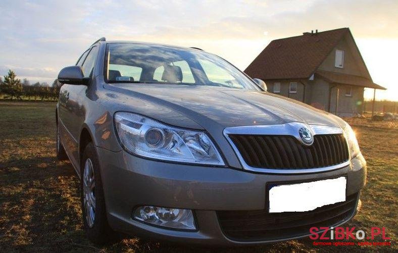 2011' Skoda Octavia photo #1