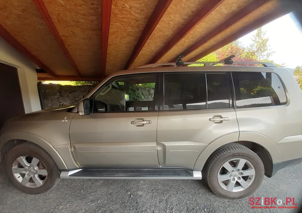 2006' Mitsubishi Pajero 3.2 Did photo #2